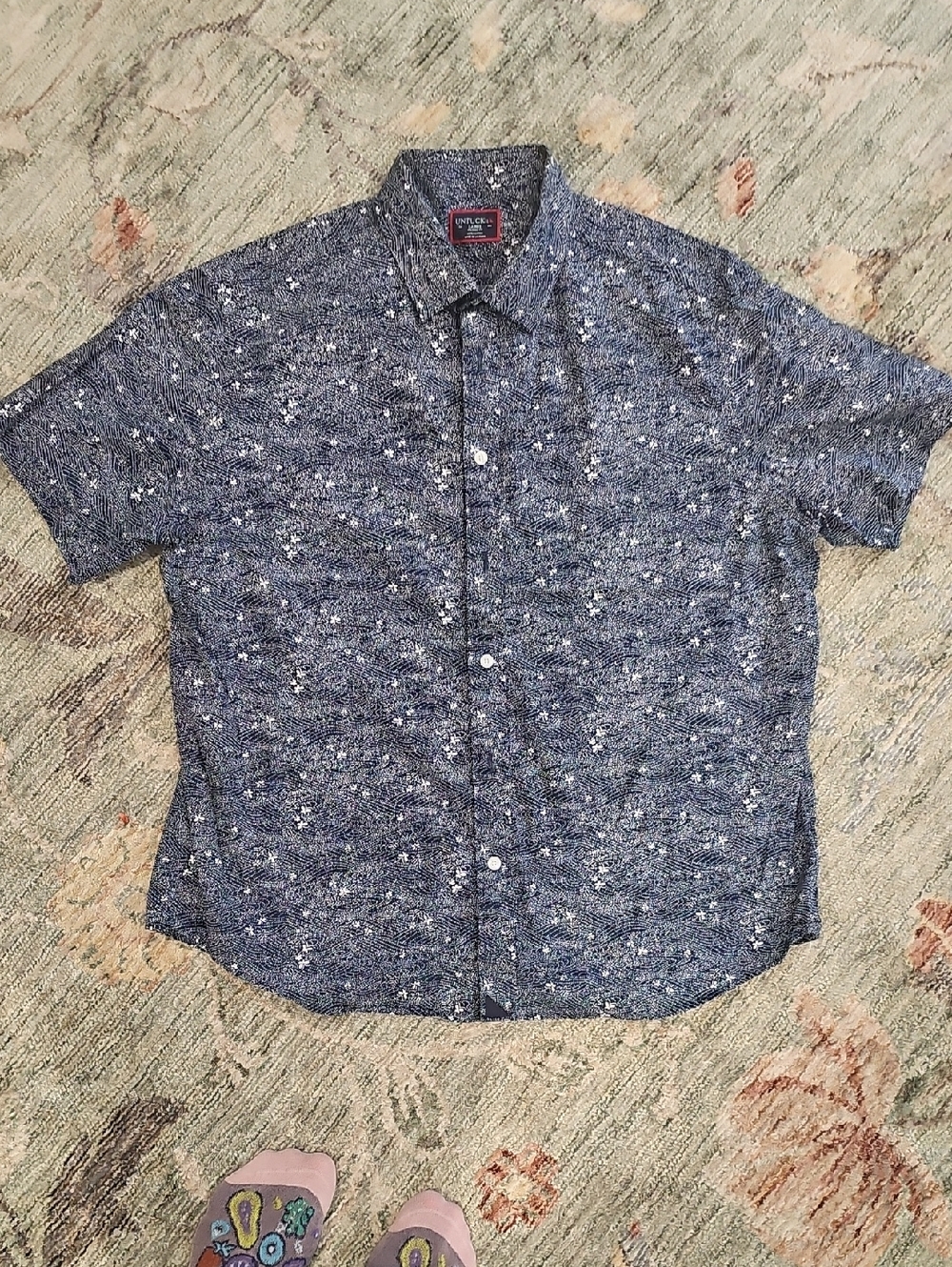 UNTUCKit Navy Blue Floral Short-Sleeve Button-Down Shirt - Picture 2 of 6